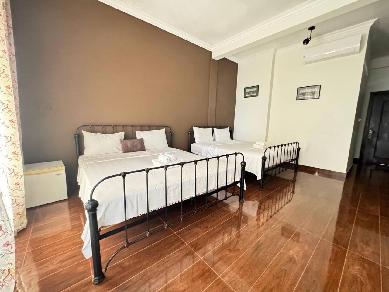 Hotel The J Break Boutique Kâmpôt Zewnętrze zdjęcie