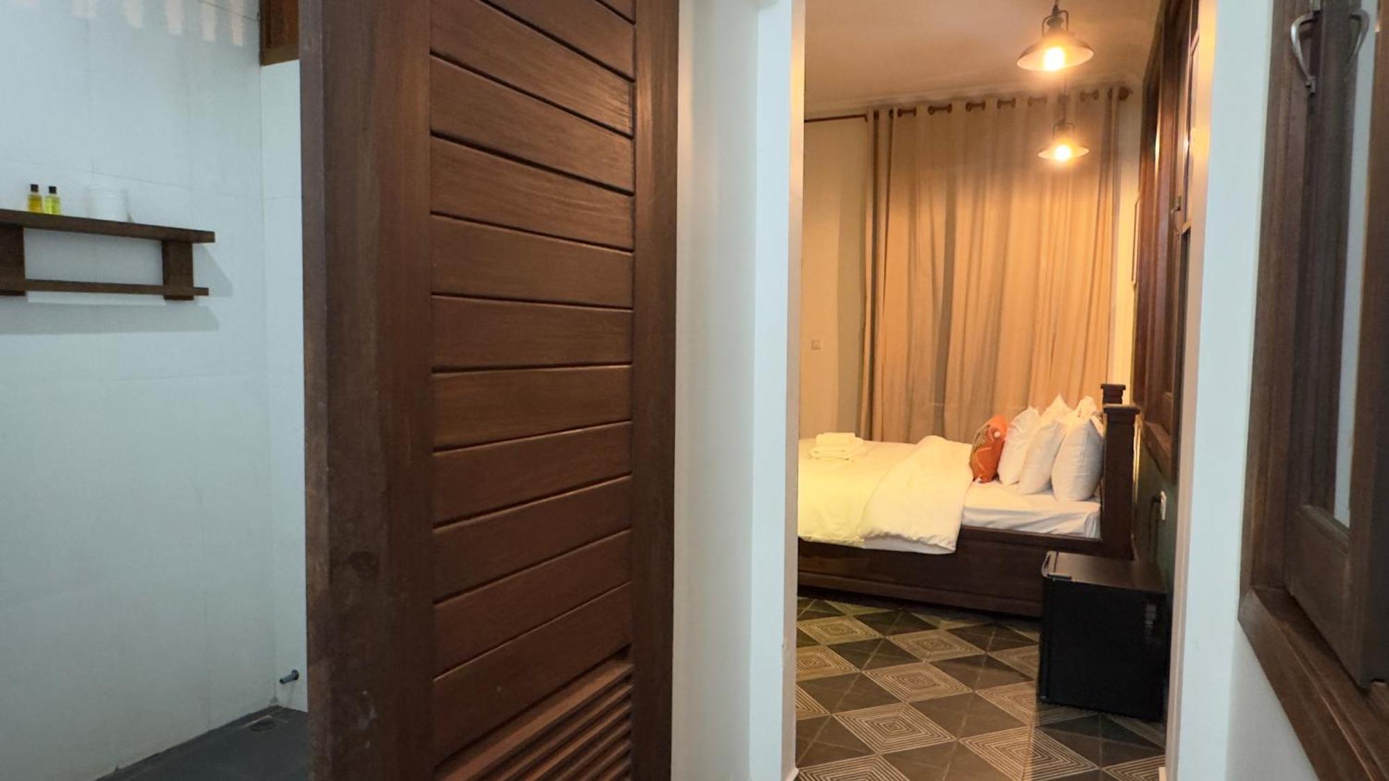 Hotel The J Break Boutique Kâmpôt Zewnętrze zdjęcie