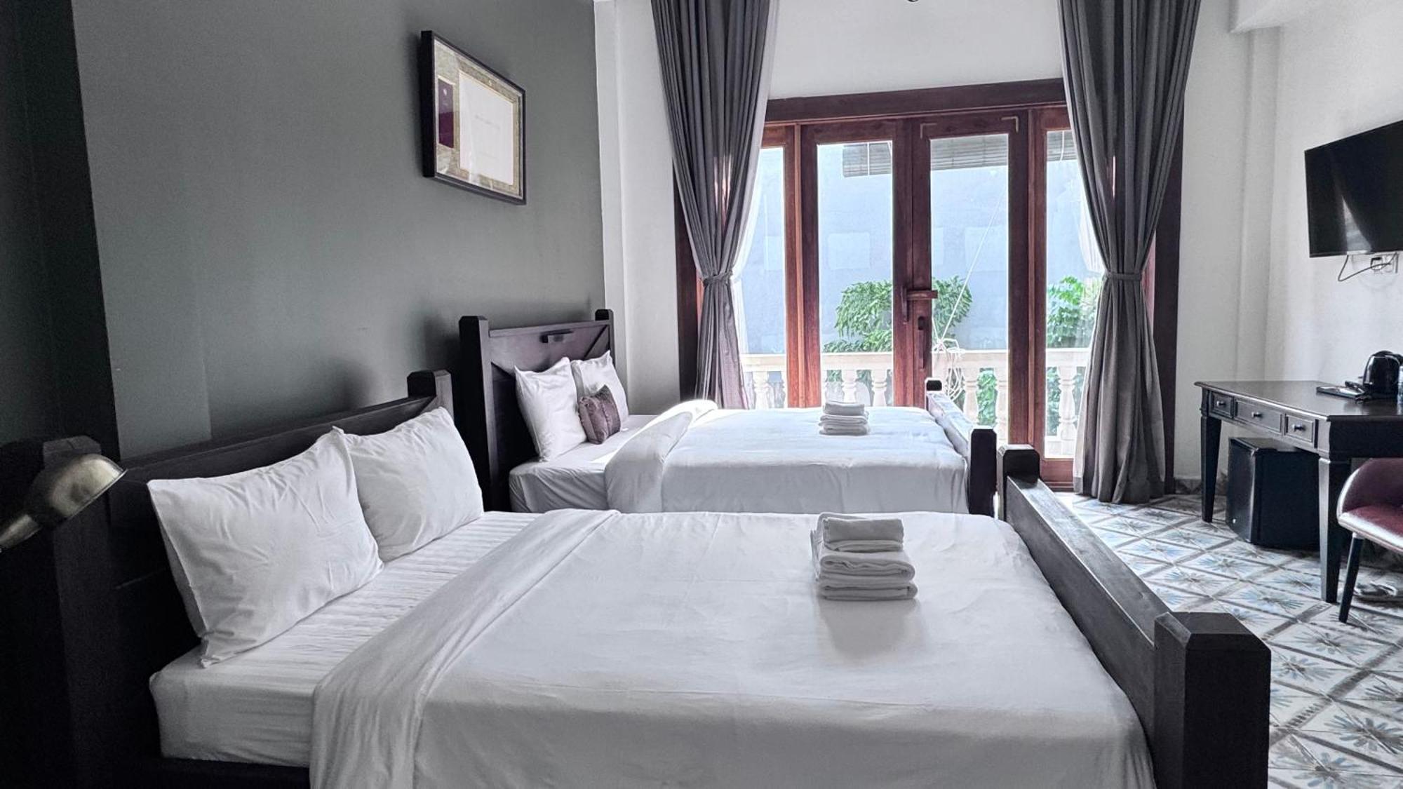 Hotel The J Break Boutique Kâmpôt Zewnętrze zdjęcie